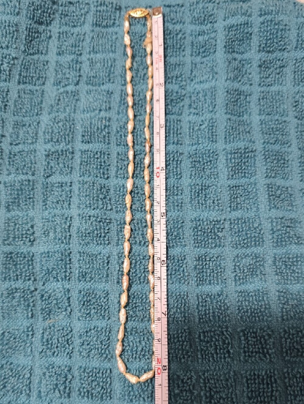 Freshwater Rice Pearl Necklace - Picture 7 of 7